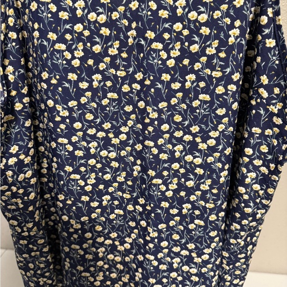Plus Size 2X Navy Floral Spaghetti Strap
Tank Top - Picture 4 of 7